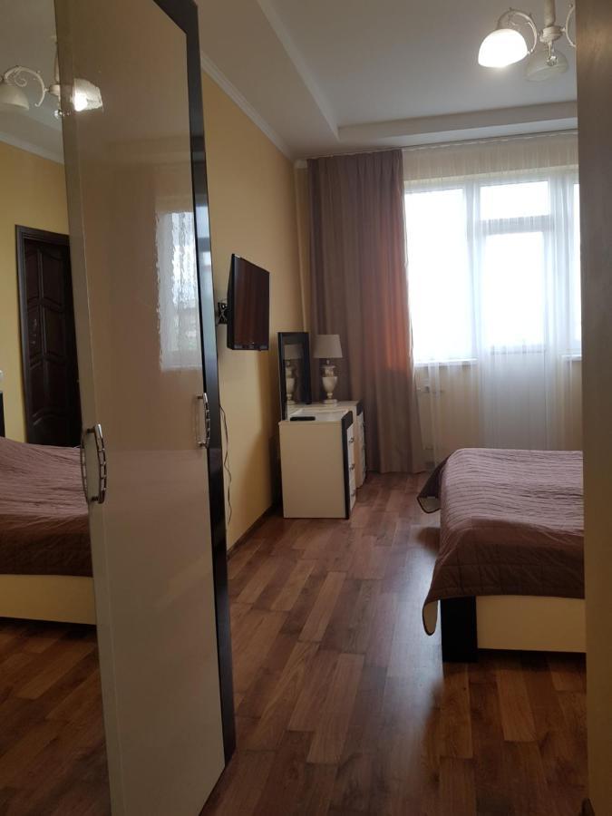 Villa Kameliya Truskavets Exteriör bild